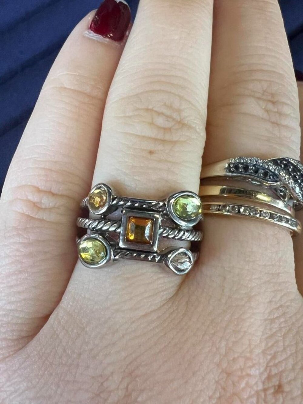 Avon Caylee Twist Ring - NIB - Size 5.75